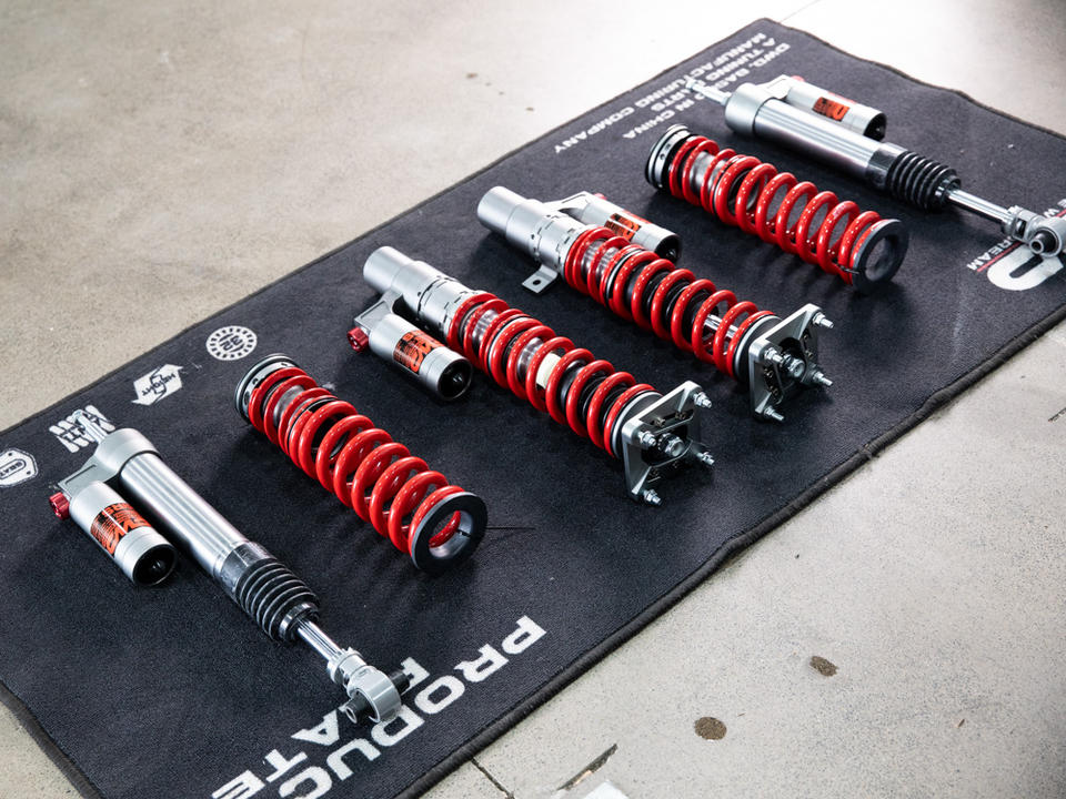 DWD 2-way coilover kit for BMW G20, full set
